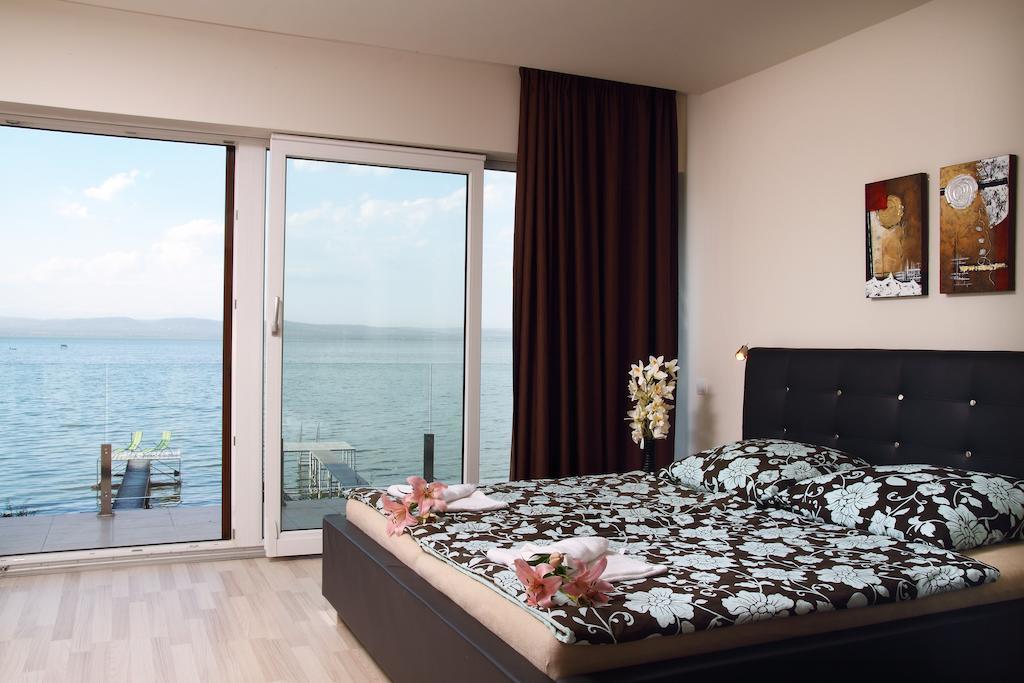 バラトンサールソー Aba Sea Houseヴィラ 部屋 写真
